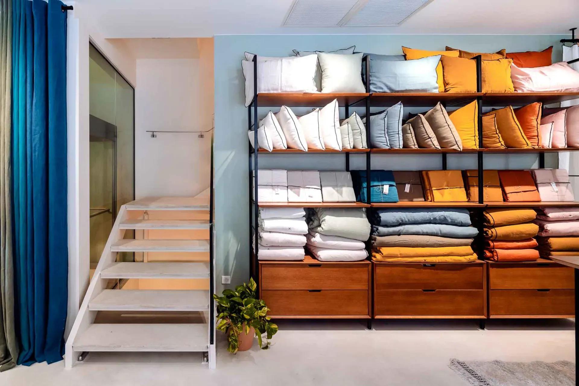 Madura - Intérieur de la boutique 
